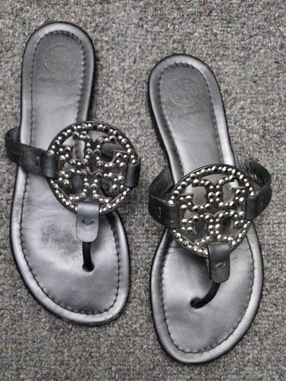 Tory Burch Black Leather Logo Medallion Thong Sandals